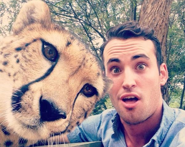 10 very dangerous selfies