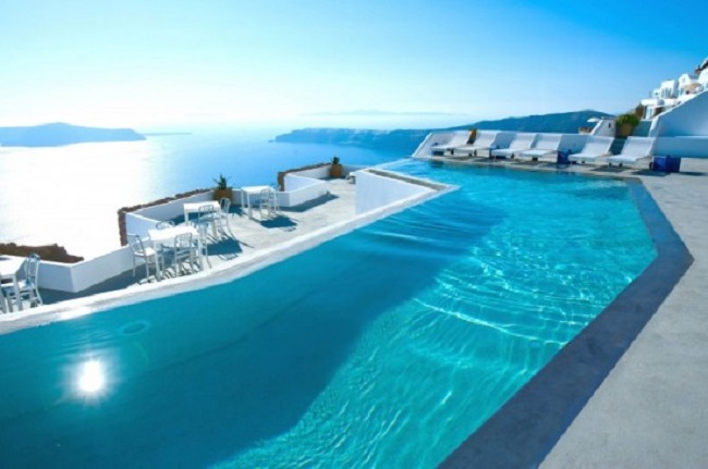 20 most stunning pools in the world