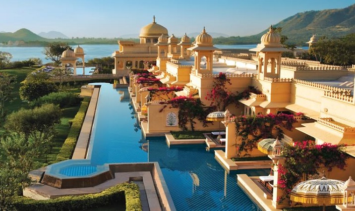 20 most stunning pools in the world