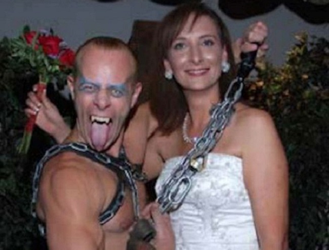 13 funny wedding photos