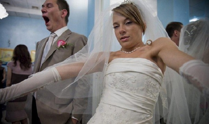 13 funny wedding photos