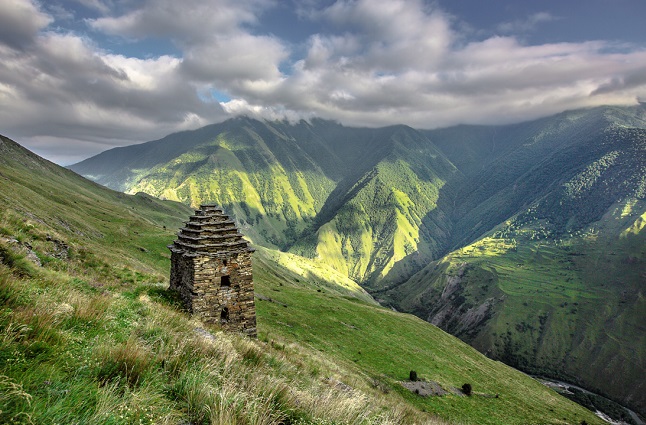 Tsoi-Pede necropolis: spectacular images of the "dead city" in Chechnya