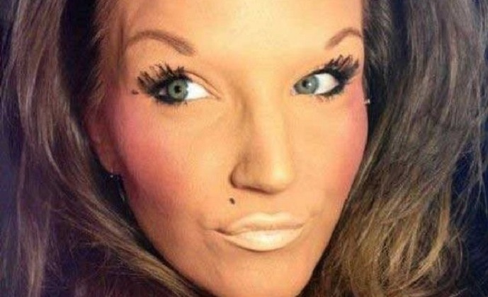 12 worst examples of makeup