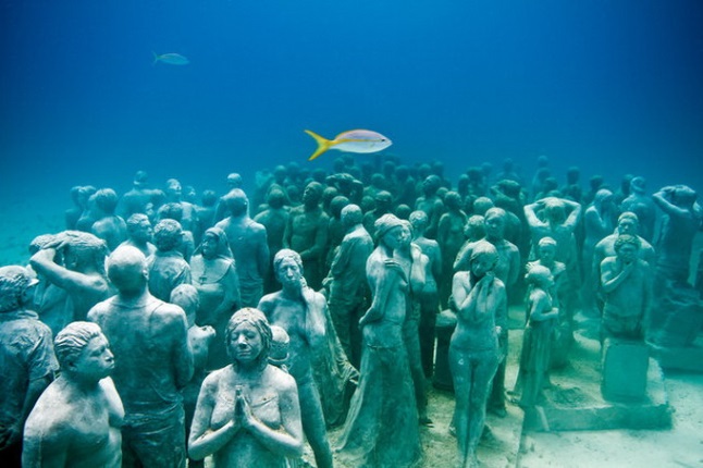 Underwater art: unique attractions