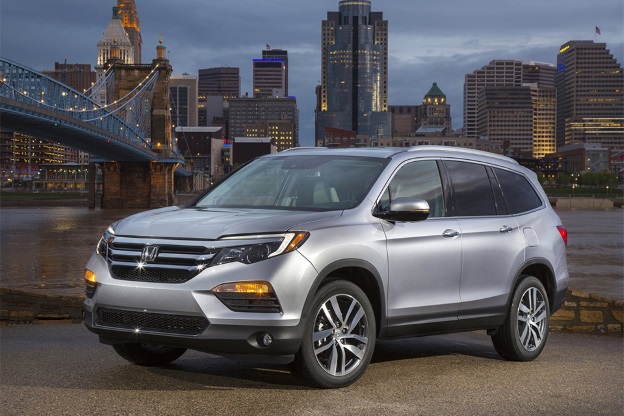 Volkswagen Atlas and its competitors: 10 best crossovers in the world