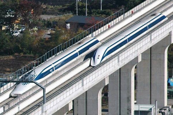 Top 10 fastest trains in the world