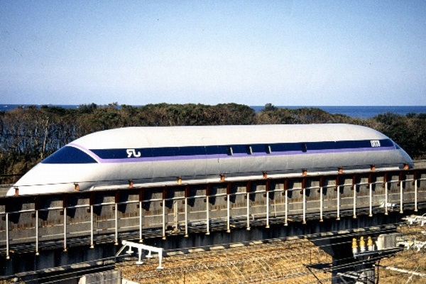 Top 10 fastest trains in the world
