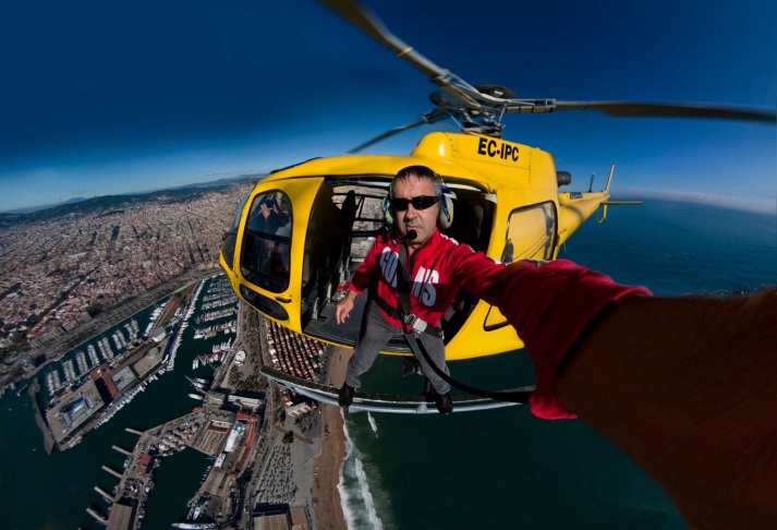 Extreme Selfies: 25 frames, for the sake of which costed a life