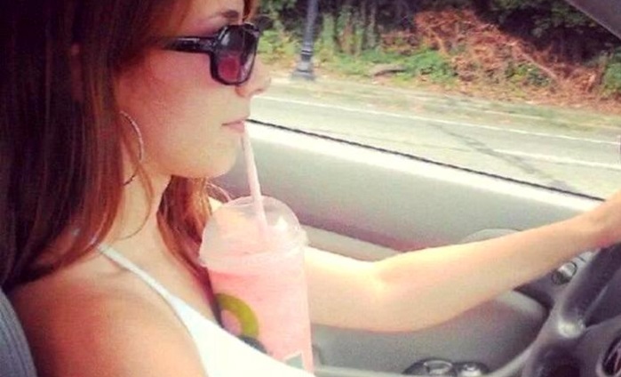 Driving woman, 25 FUNNY PHOTOS