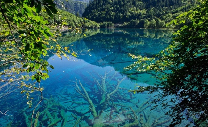 35 places on the planet with crystal clear water