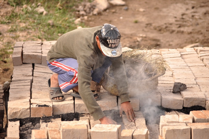 Photoreport from the life of Antananarivo - the most backward city in the world (20 photos)