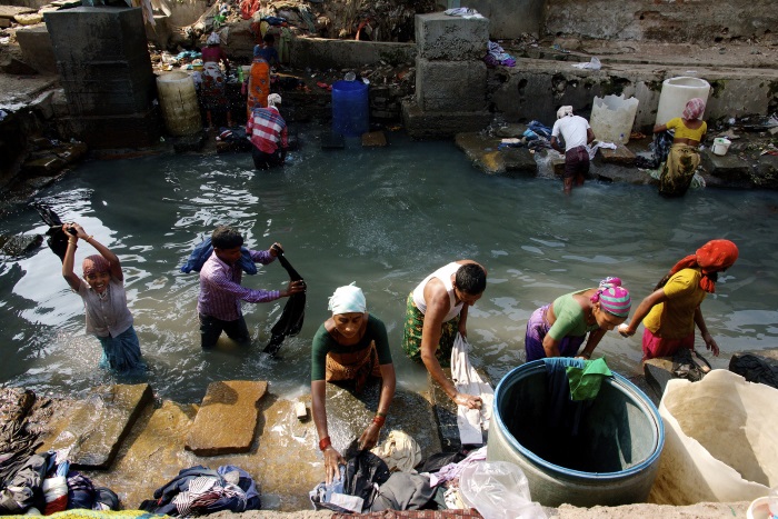 Photoreport from the life of Antananarivo - the most backward city in the world (20 photos)