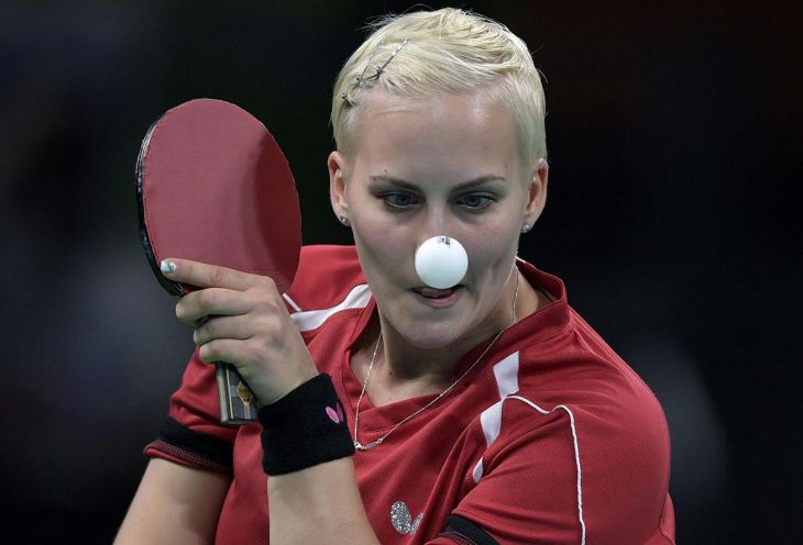 Tennis Titters: A Collection of Funny Photos in Women's Tennis