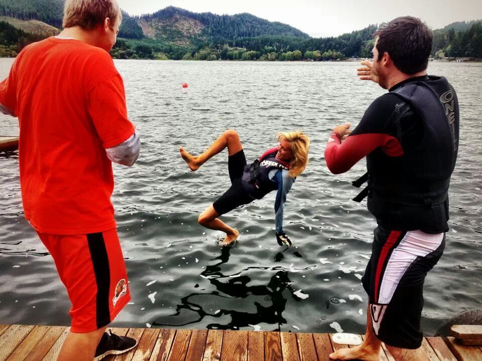 Split-Second Hilarity: Epic Pics Before Disaster